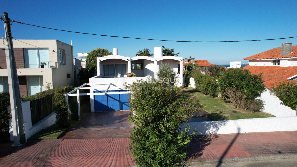 Casa ID.85 - Hermosa casa en venta en zona de la península.
