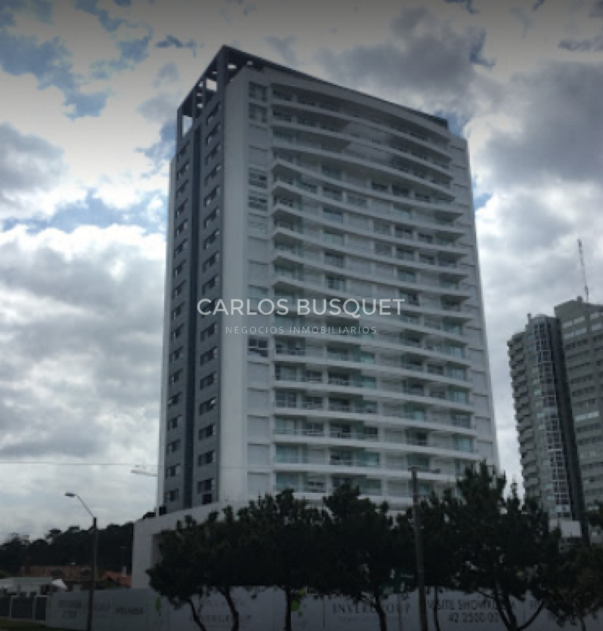 Apartamento ID.652 - Vende apartamento 3 dormitorios en suite, en Roosevelt Punta del Este.