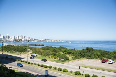 Apartamento en Beverly Tower