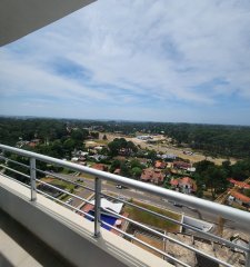 Departamento de 2 dormitorios a estrenar con agradable vista en venta. Punta del Este