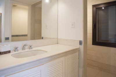 Venta Apartamento sobre la rambla,  Rincon del Indio. - PSK2219A