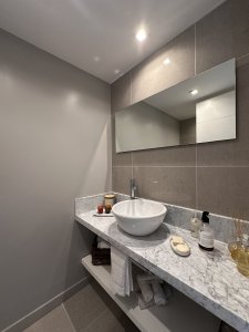 Vende departamento en Torre ONE, Punta del Este - PSK2221A