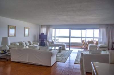 Apartamento en venta en zona privilegiada  - PSK2216A