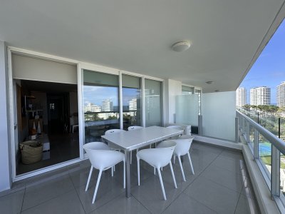 Vende departamento en Torre ONE, Punta del Este - PSK2221A