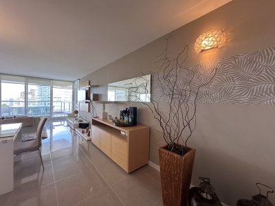Vende departamento en Torre ONE, Punta del Este - PSK2221A