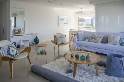 Vende gran apartamento en Brava - Punta del Este de 3 Dormitorios - PSK2222A