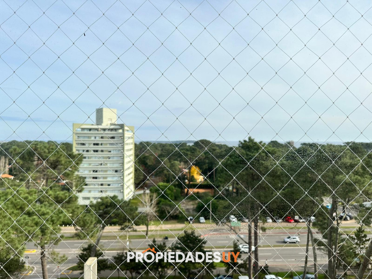 Edificio Doce Lunas
