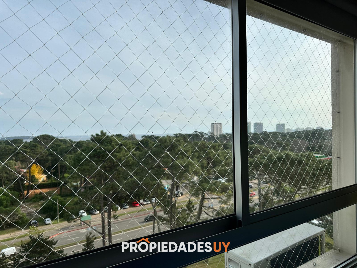 Edificio Doce Lunas