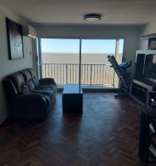 Vende apartamento en rambla de malvin reciclado, 2 dormitorios, Montevideo