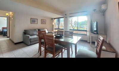 Vende apartamento de 2 dormitorios en Roosevelt, Punta del Este