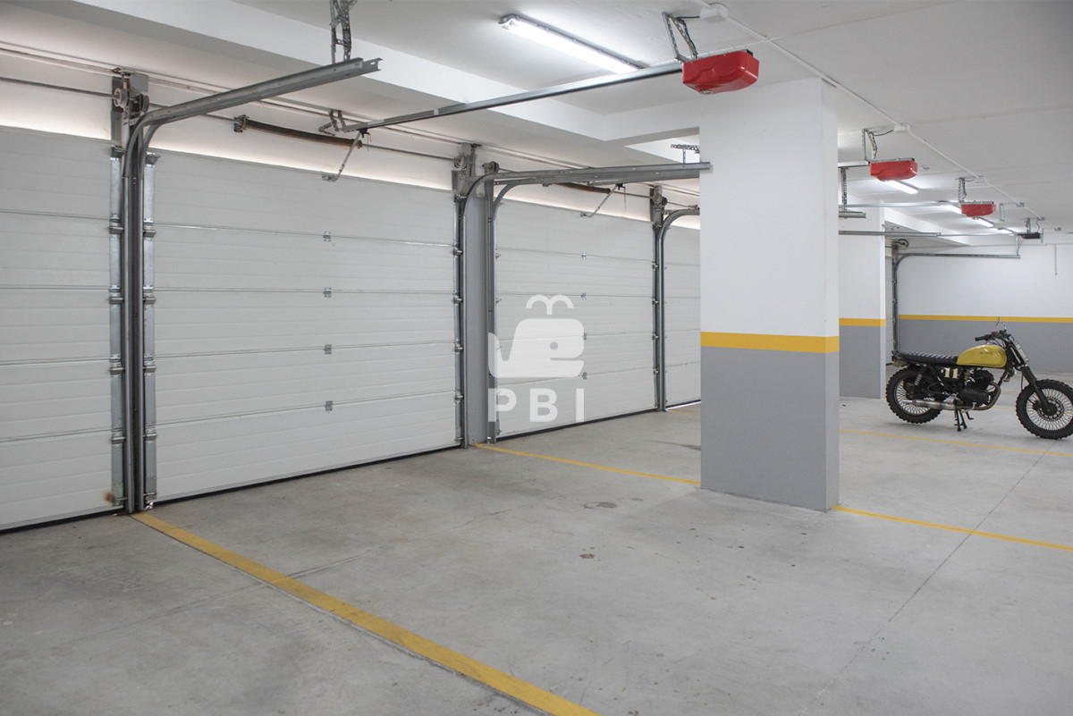 VmVuZGUgZGVwYXJ0YW1lbnRvIGRlIDIgZG9ybWl0b3Jpb3MgZW4gUGxheWEgTWFuc2EsIFB1bnRhIGRlbCBFc3RlICAtIEVkaWZpY2lvIC8gVG9ycmUgQ3J1Y2Vyb3MgLSBSZWYgOiBQQkkxNTM3Ng==