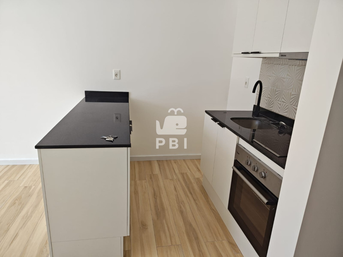 QXBhcnRhbWVudG8gZGUgMSBkb3JtaXRvcmlvIGEgZXN0cmVuYXIgYSBwYXNvcyBkZWwgbWFyIC0gRWRpZmljaW8gLyBUb3JyZSBHZW5vdmEgLSBSZWYgOiBQQkkxNTczNg==