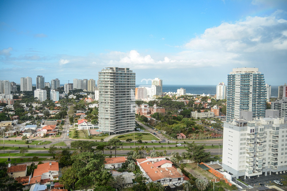 RGVwYXJ0YW1lbnRvIGRlIDMgZG9ybWl0b3Jpb3MgZW4gdmVudGEgYSBwYXNvcyBkZWwgbWFyLiBHYWxhIFRvd2VyIC0gR2FsYSBUb3dlciAgLSBSZWYgOiBQQkkxNTc3Mg==