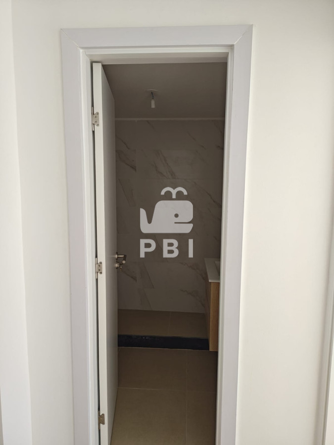 QXBhcnRhbWVudG8gZGUgMSBkb3JtaXRvcmlvIGEgZXN0cmVuYXIgYSBwYXNvcyBkZWwgbWFyIC0gRWRpZmljaW8gLyBUb3JyZSBHZW5vdmEgLSBSZWYgOiBQQkkxNTczNg==