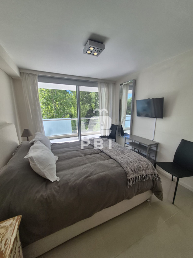 QXBhcnRhbWVudG8gZW4gVmVudGEgZGUgMiBkb3JtaXRvcmlvcyBlbiBQdW50YSBkZWwgRXN0ZSBTb2JyZSBSb29zZXZlbHQgLSBCZSBQdW50YSAgLSBSZWYgOiBQQkkxNTc3Nw==