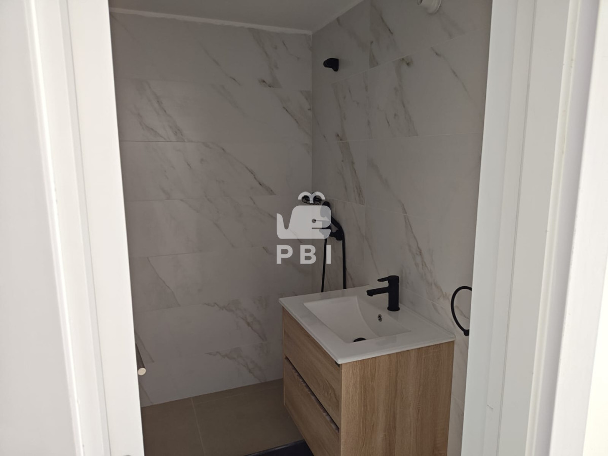 QXBhcnRhbWVudG8gZGUgMSBkb3JtaXRvcmlvIGEgZXN0cmVuYXIgYSBwYXNvcyBkZWwgbWFyIC0gRWRpZmljaW8gLyBUb3JyZSBHZW5vdmEgLSBSZWYgOiBQQkkxNTczNg==