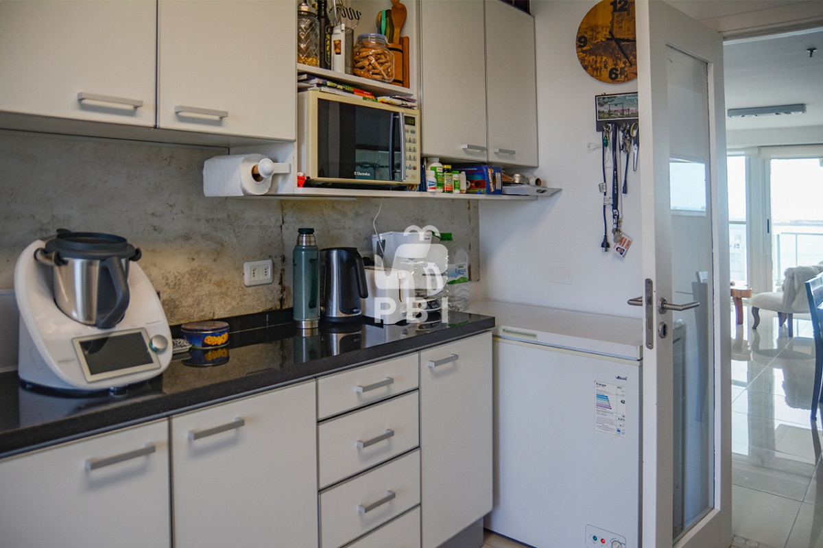 RGVwYXJ0YW1lbnRvIGRlIDMgZG9ybWl0b3Jpb3MgZW4gdmVudGEgYSBwYXNvcyBkZWwgbWFyLiBHYWxhIFRvd2VyIC0gR2FsYSBUb3dlciAgLSBSZWYgOiBQQkkxNTc3Mg==