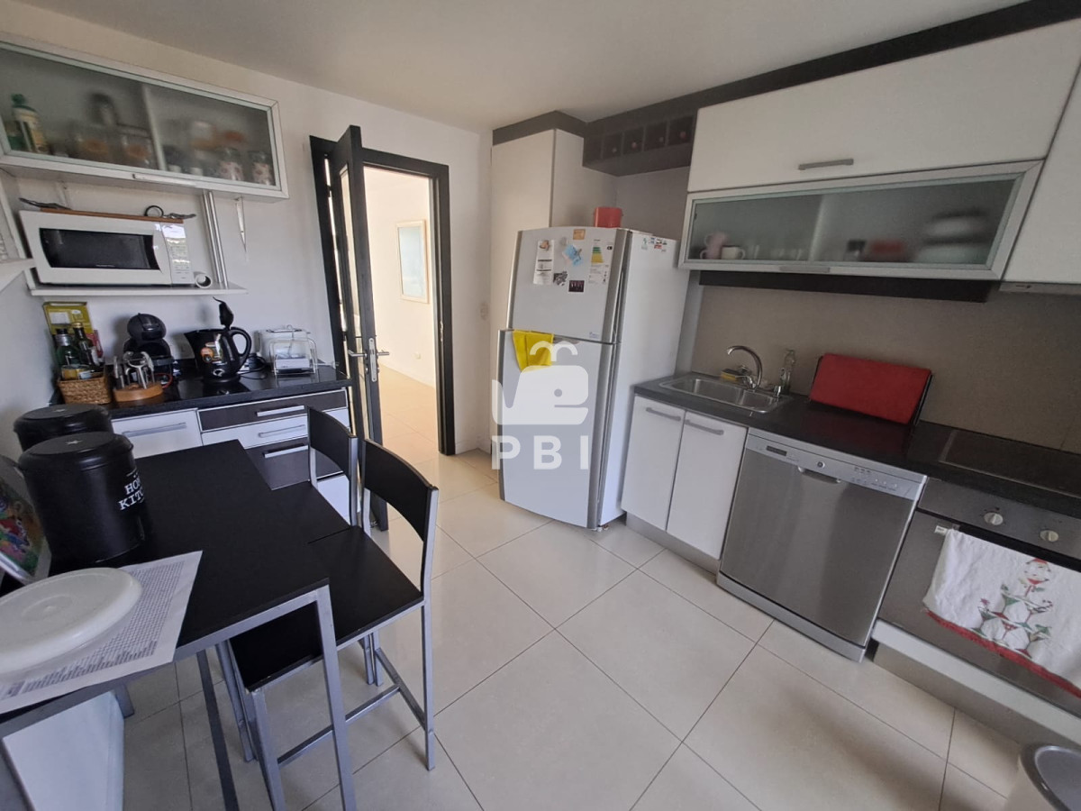 QXBhcnRhbWVudG8gZW4gUGxheWEgTWFuc2EgYSBsYSB2ZW50YSAzIERvcm1pdG9yaW9zIGNvbiB2aXN0YSAtIEdhbGEgVG93ZXIgIC0gUmVmIDogUEJJMTU3NzM=