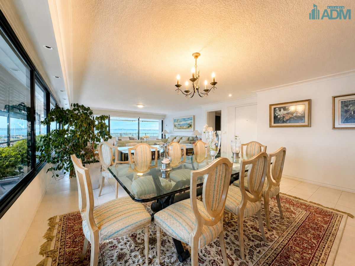 Apartamento ID.2021 - Departamento en Portofino con 2 garajes y hermosa vista al Puerto, Punta del Este