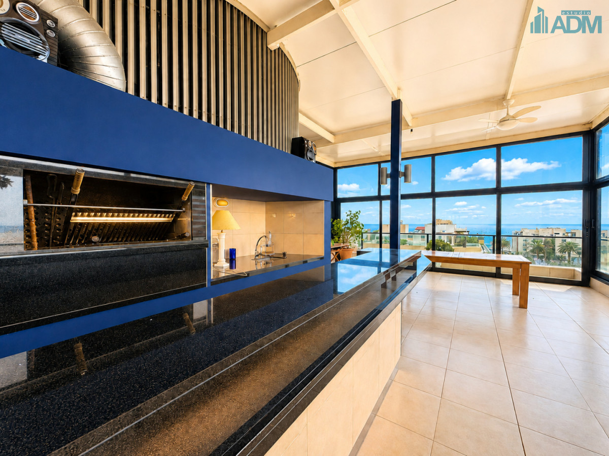 Apartamento ID.2021 - Departamento en Portofino con 2 garajes y hermosa vista al Puerto, Punta del Este