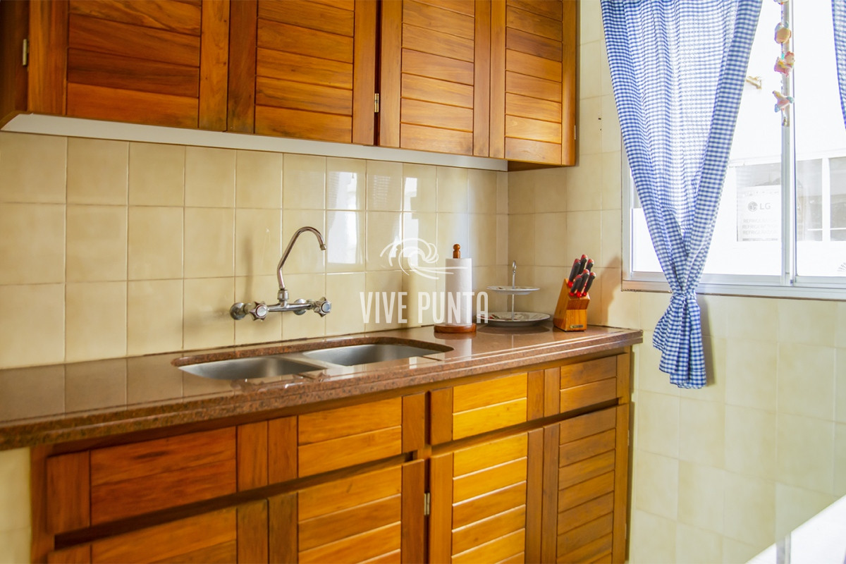 Apartamento ID.393 - Departamento de 2 dormitorios en venta con vista al Puerto, Espigon gorlero