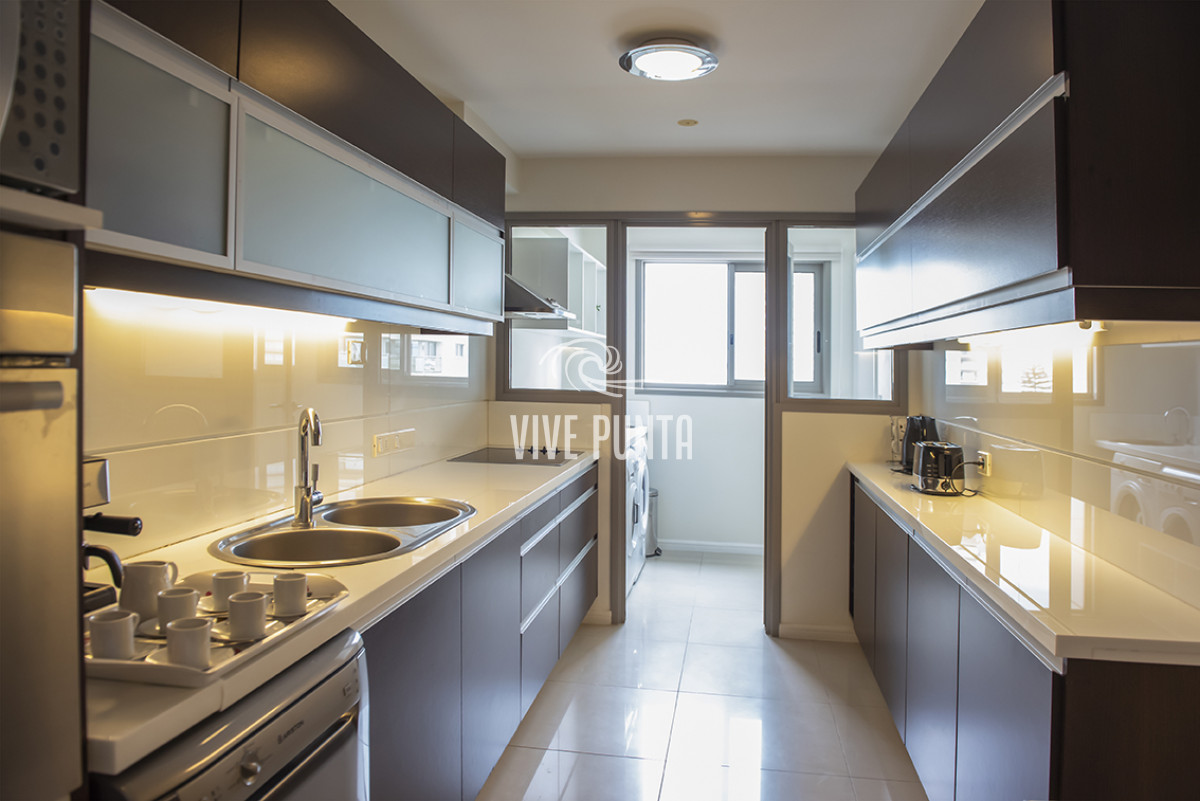 Apartamento ID.300 - Torre Imperiale II - Playa brava Punta Del Este 