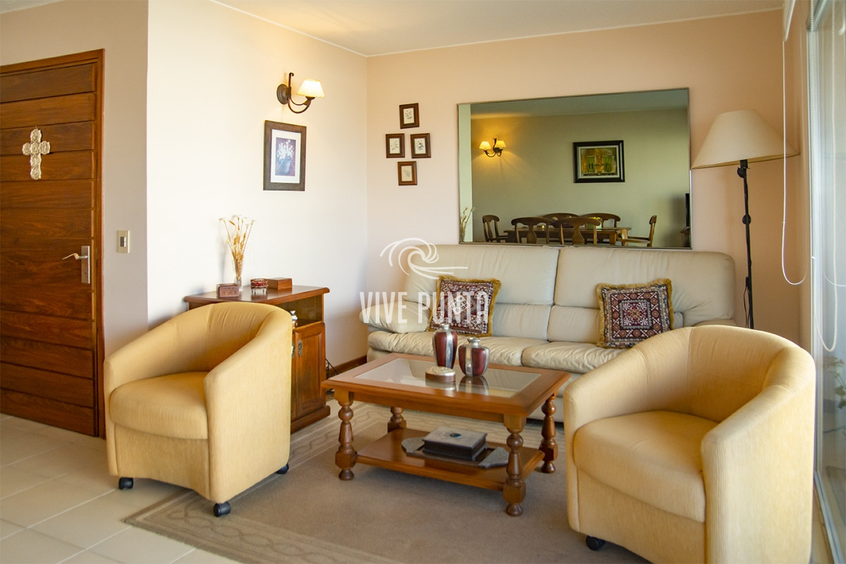 Apartamento ID.393 - Departamento de 2 dormitorios en venta con vista al Puerto, Espigon gorlero