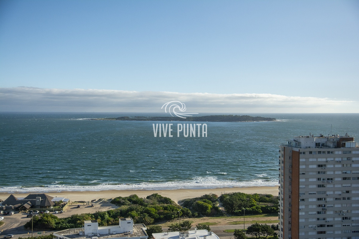 Apartamento ID.355 - Oportunidad en playa mansa, finamente decorado. Sunrise Tower