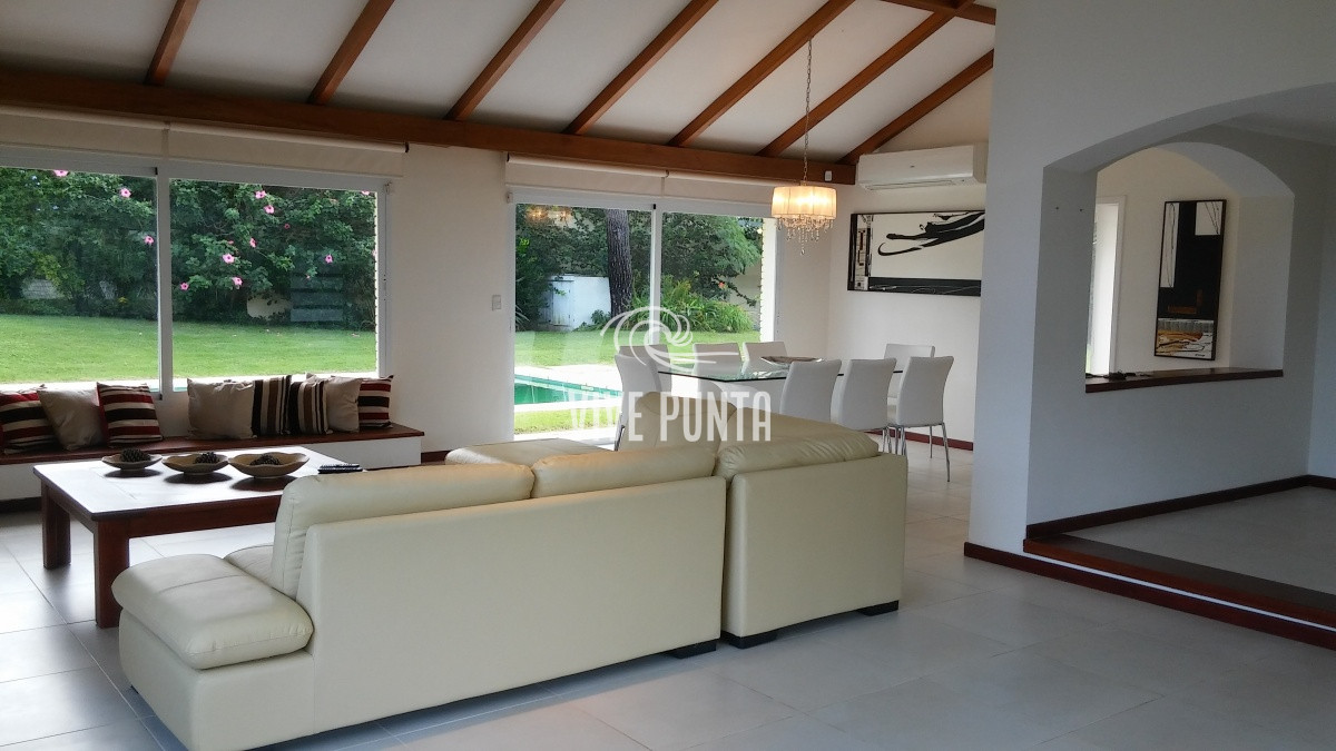 Casa ID.701 - Hermosa casa en venta en la zona de la Mansa.