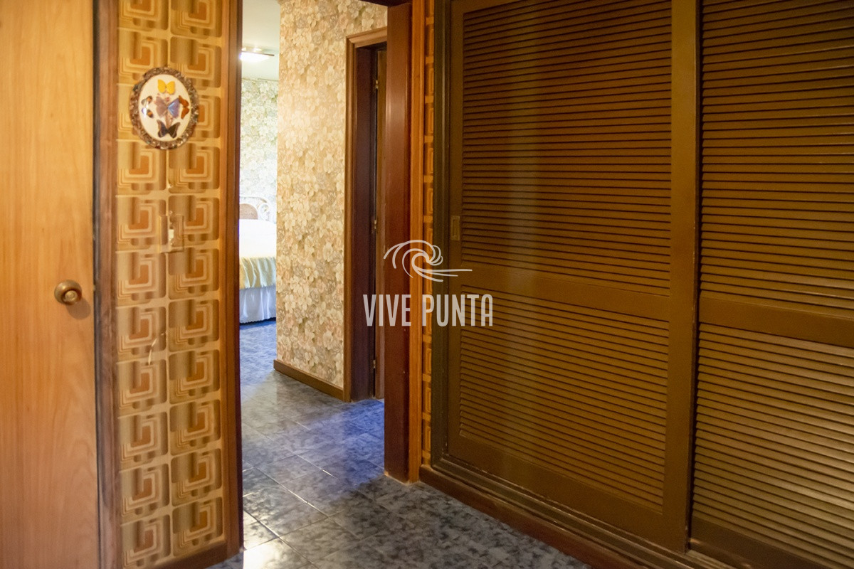 Casa ID.870 - Hermosa casa en venta a pocos metros del mar.