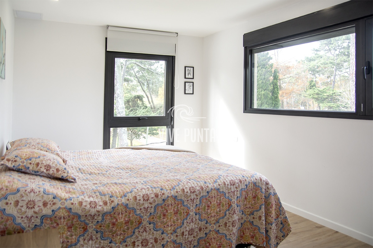 Casa ID.880 - Casa ideal de 4 dormitorios en suite en San Rafael Punta del Este.