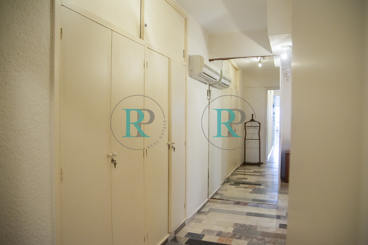 Apartamento ID.1211 - Departamento de 3 dormitorio con parrillero en venta , ultimo piso frente al mar, Punta del Este