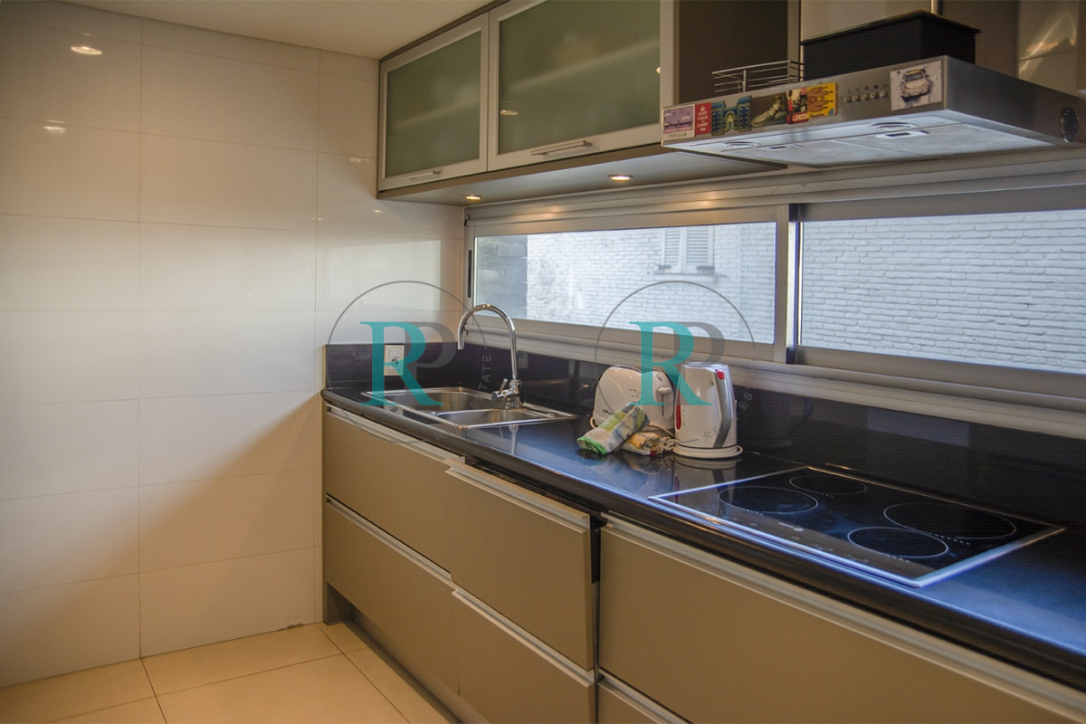 Apartamento ID.1319 - Departamento de 3 dormitorios con parrillero en venta, edificio nuevo en la Peninsula.