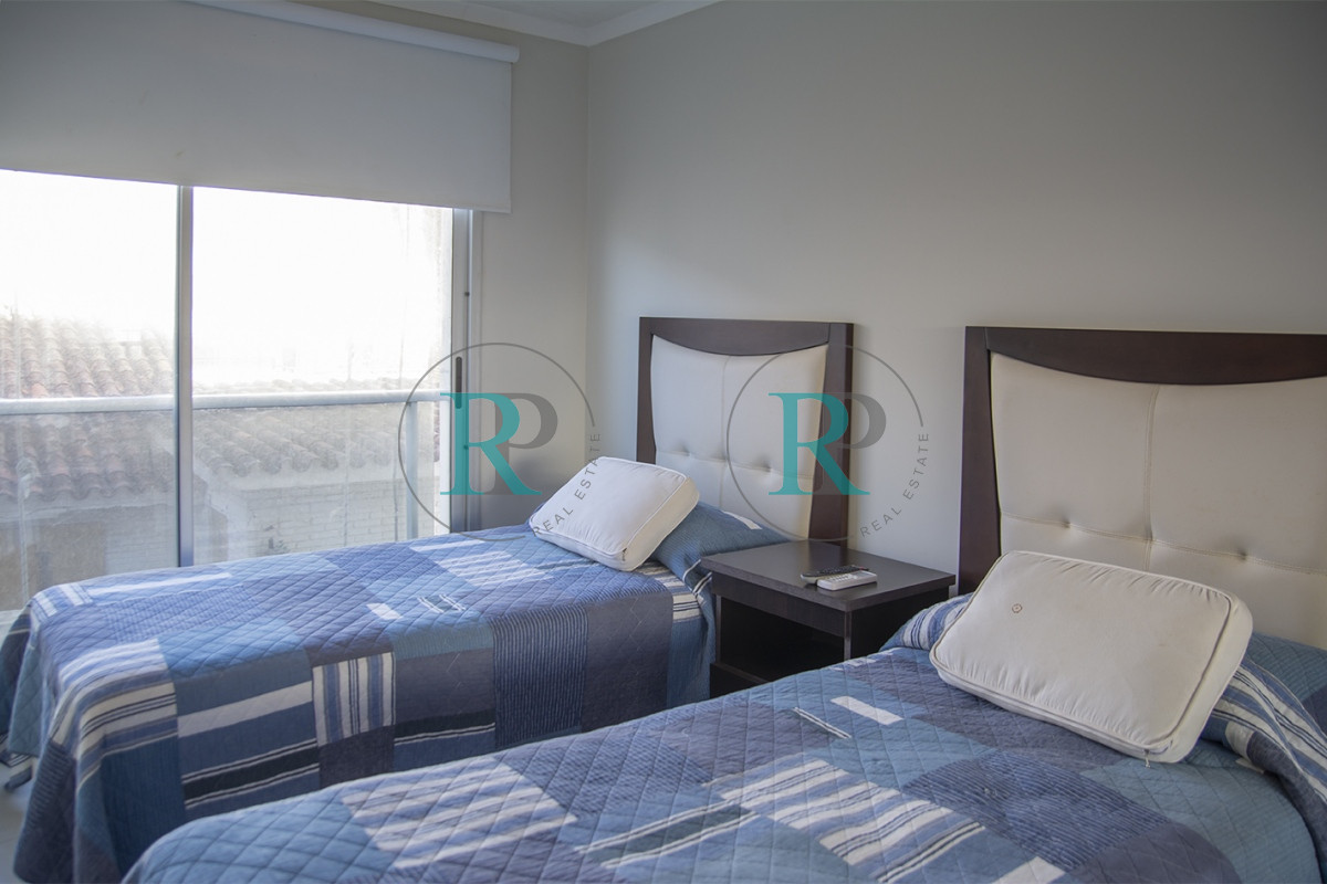 Apartamento ID.1319 - Departamento de 3 dormitorios con parrillero en venta, edificio nuevo en la Peninsula.