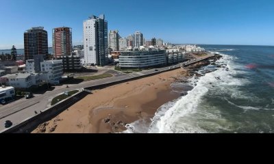 Vende impecable departamento, comodo e iluminado de 3 dormitorios en Peninsula..