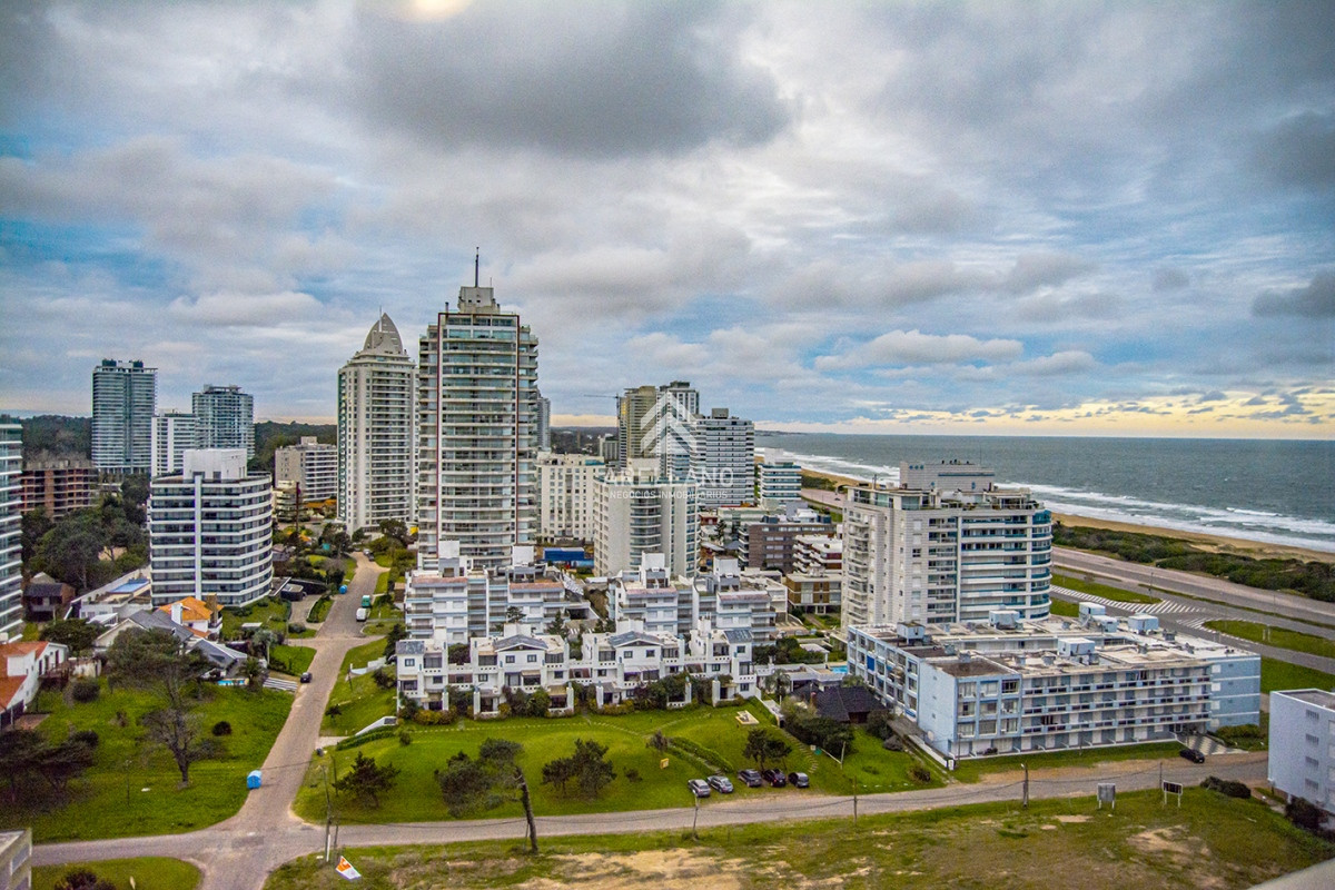 Apartamento ID.2145 - Venta apartamento3 dormitorios 