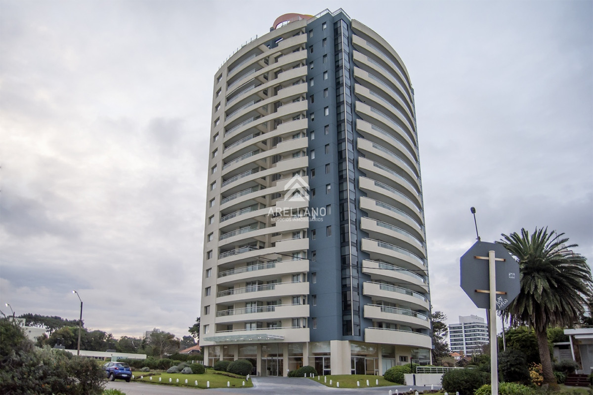 Apartamento ID.2145 - Venta apartamento3 dormitorios 