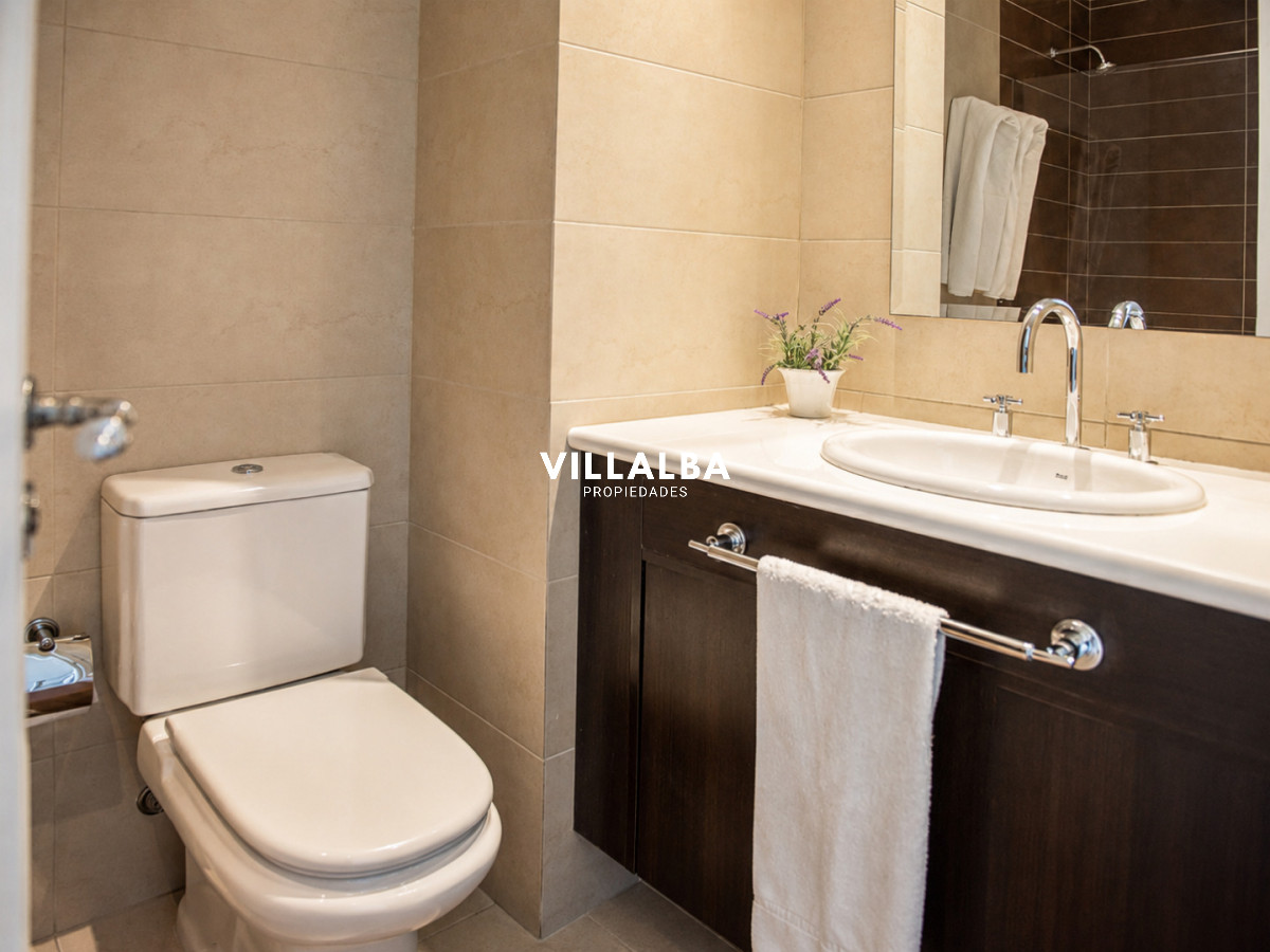 Apartamento ID.3508 - Hermoso Pent-house en torre Imperiale ,venta en zona de la Brava.
