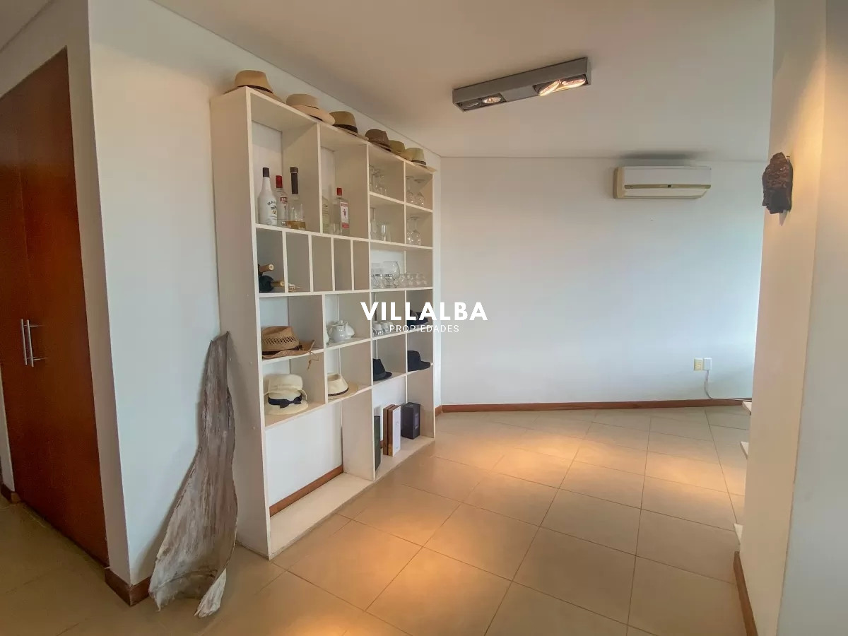 Apartamento ID.3292 - Impecable departamento, comodo e iluminado.