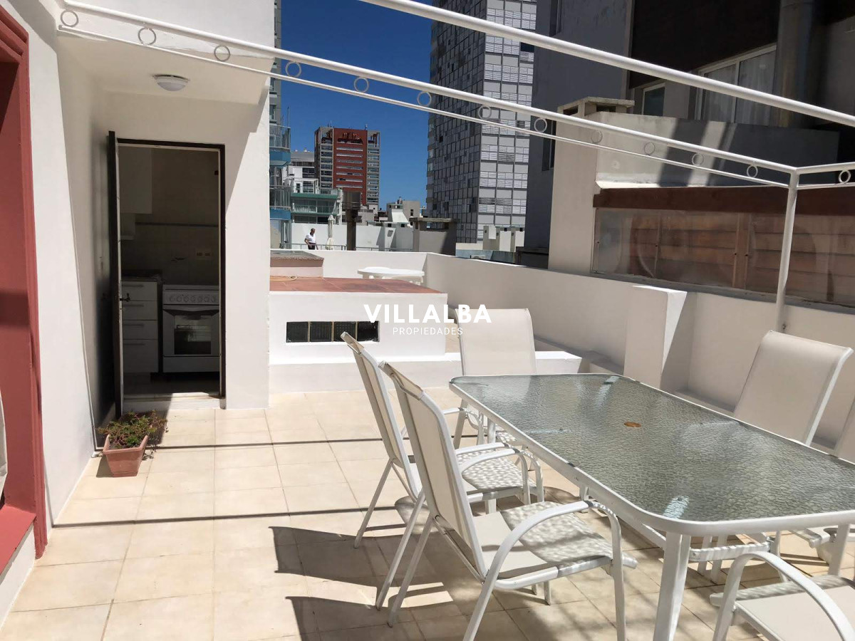 Apartamento ID.4052 - Apartamento en venta en Peninsula, Punta del Este 