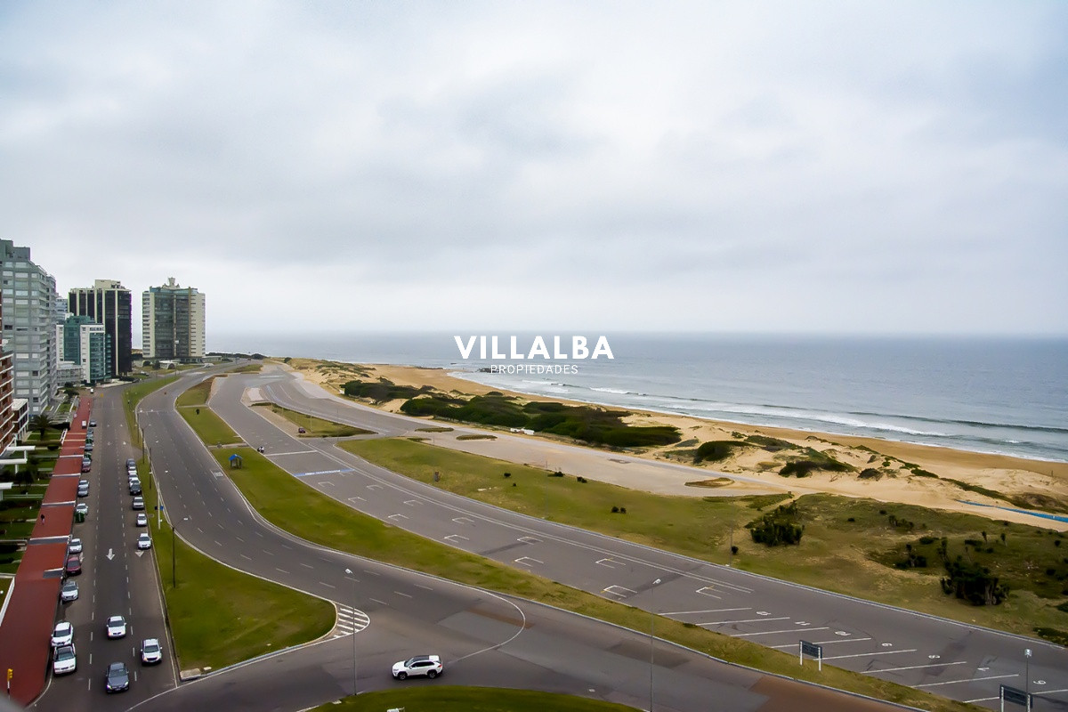 Apartamento ID.1536 - Apartamento en venta de 3 dormitorios en edificio Imperiale.