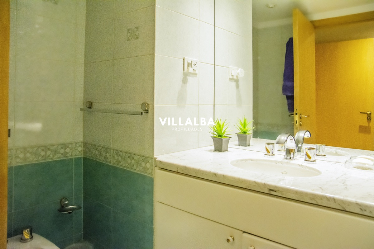 Apartamento ID.2085 - Departamento en venta de 3 dormitorios en Torre Nueva York.