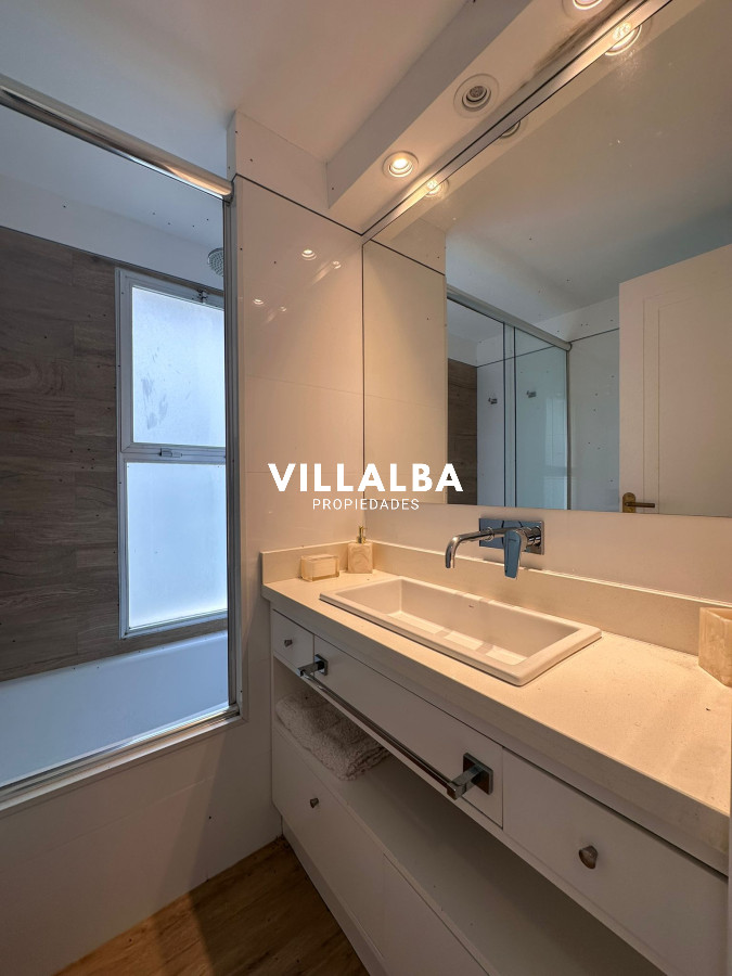 Apartamento ID.3610 - Se vende departamento de 4 dormitorios , Playa brava, Esturion
