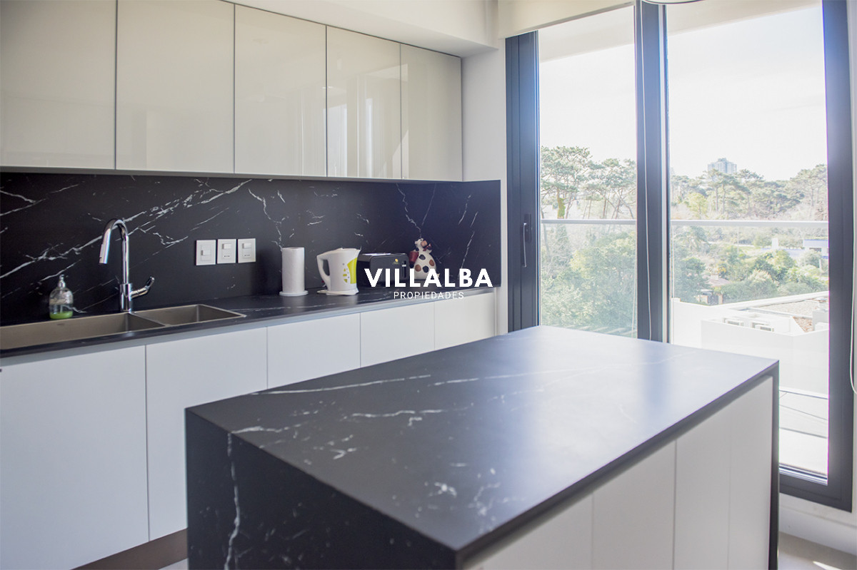 Apartamento ID.4017 - Gran oportunidad, departamento frente al mar con vista a la bahia en venta. Torre Venetian.