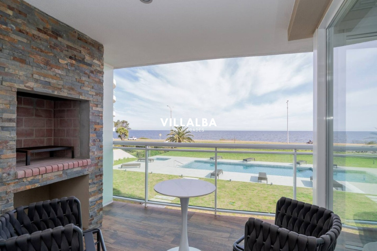 Apartamento ID.4240 - Apartamento en Alquiler de 2 dormitorio frente al Mar en Edificio Cruceros, Punta del este , Playa Mansa