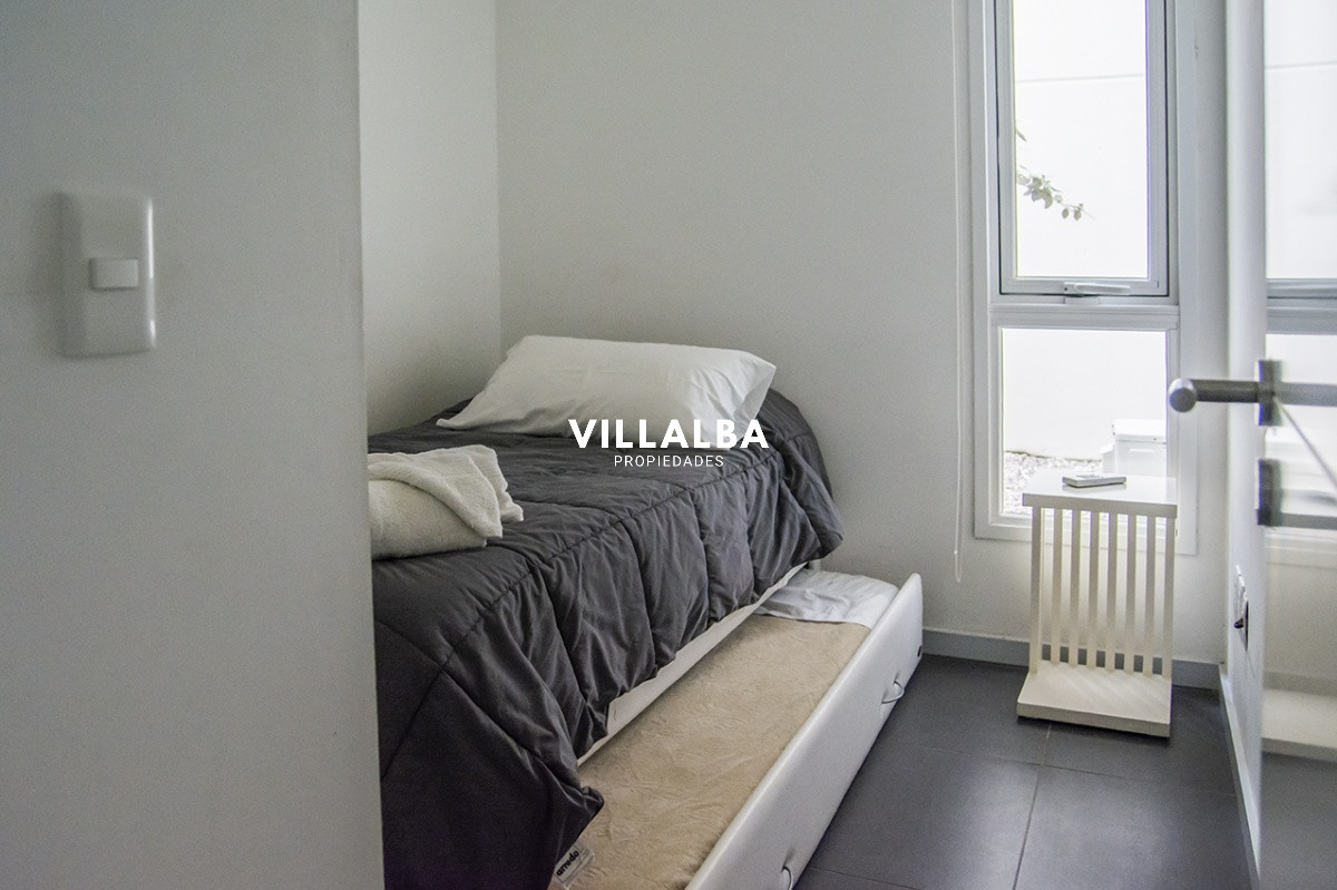 Apartamento ID.2178 - Vende apartamento. Edificio Bonaire. 3 dormitorios con servicios. Brava, Peninsula, Punta del Este