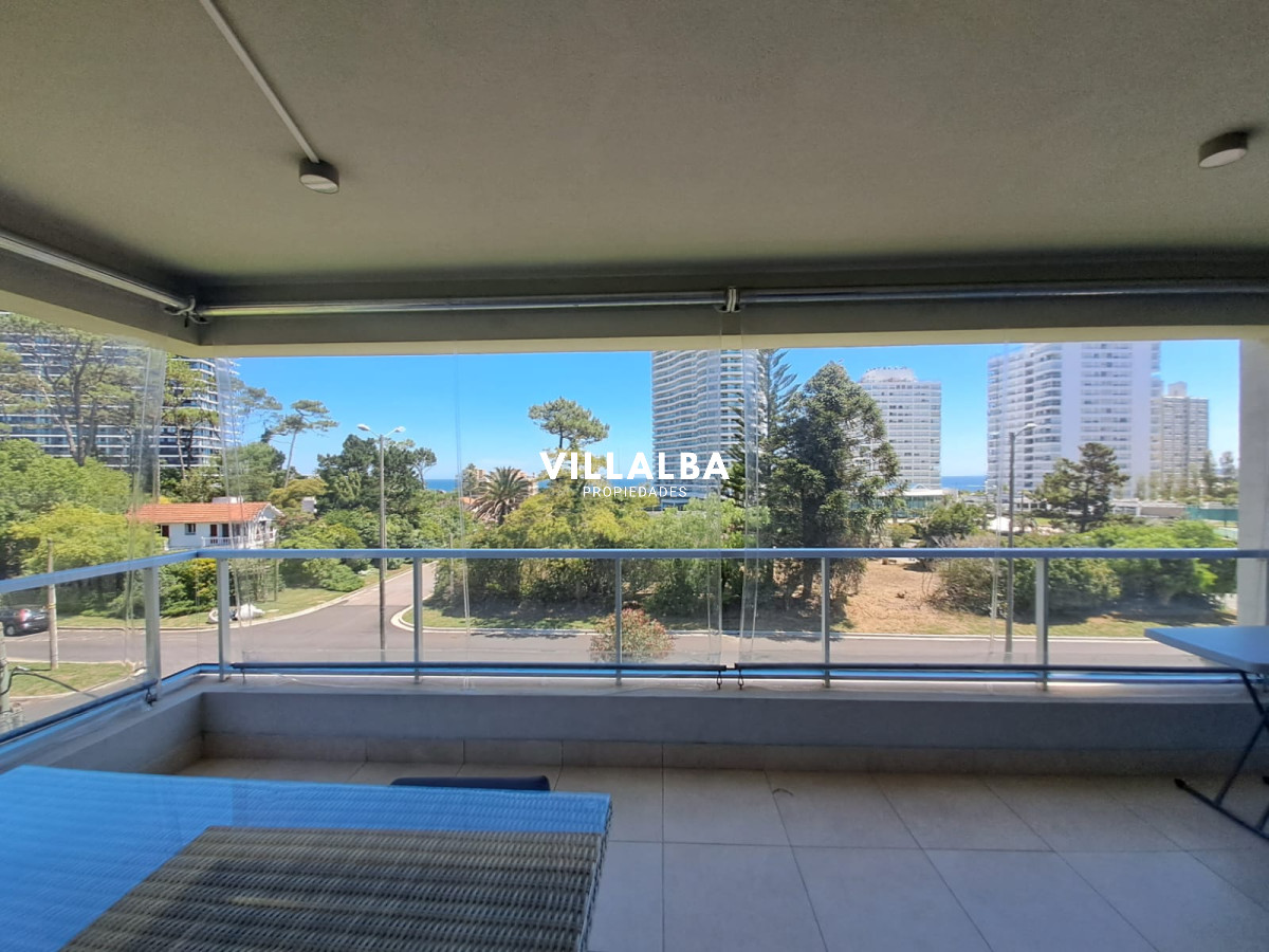 Apartamento ID.3665 - PH en playa mansa , departamento en Edificio Monet de 2 dormitorios, Punta Del Este