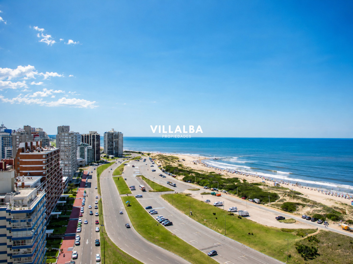 Apartamento ID.3508 - Hermoso Pent-house en torre Imperiale ,venta en zona de la Brava.