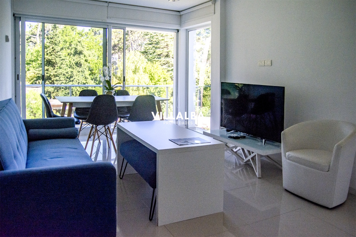 Apartamento ID.3666 - Espectacular departamento duplex a pasos del mar . 3 dormitorios en venta