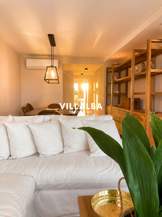Apartamento ID.3358 - Vende apartamento con vista al mar de 3 suites, en Mansa- Punta del Este.